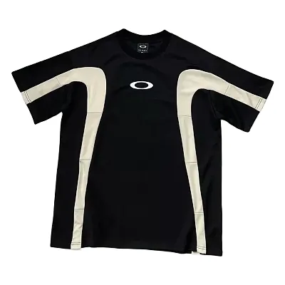 Oakley 
Shirt